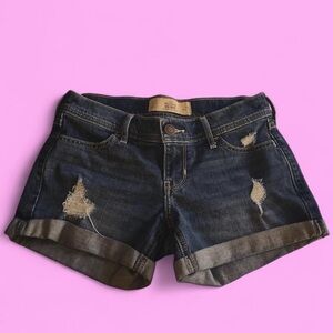 Hollister Low Rise Midi Shorts